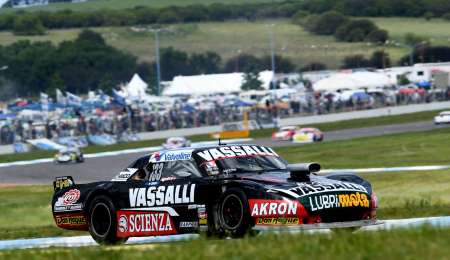 Aguirre ganó y es el nuevo puntero del campeonato