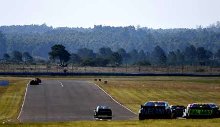 Reglamento: Se le saca a Ford y Dodge, se le da a Chevrolet