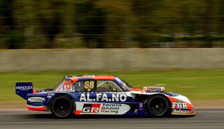 ¿Cuál fue la causa del abandono de Julian Santero?