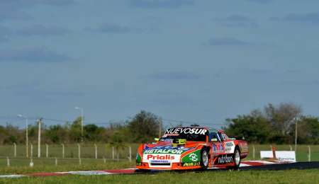 Castellano sigue firme y ganó la primera serie