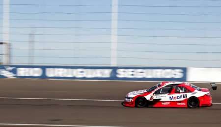 1-2 de Toyota en tanques llenos