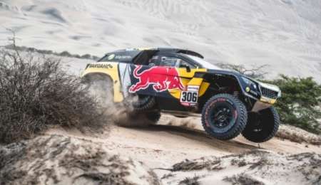 Autos: Loeb ganó otra etapa