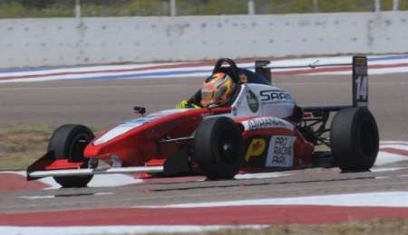 Polakovich se quedó con el triunfo en la primera final