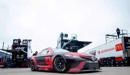 Nascar prueba el auto nuevo