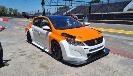 Bessone probó el Peugeot 308 TCR
