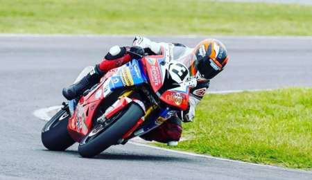 Gandola, rey del Superbike 1000