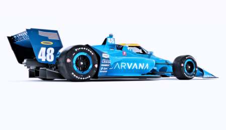 Jimmie Johnson correrá todo el año en IndyCar