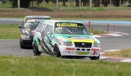 El auto que corrió 30 carreras y ganó nueve, tiene dueño