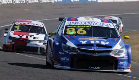 Agustín Canapino, al frente en Pole positions