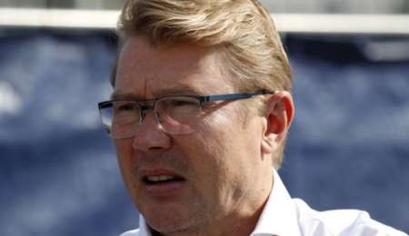 "Hamilton y Verstappen asumen riesgos muy grandes"