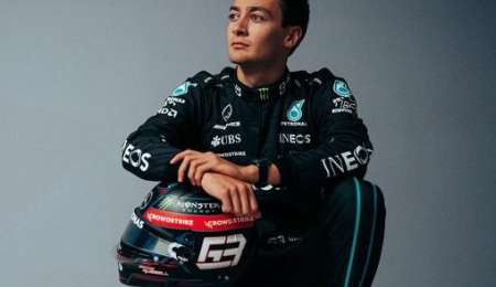 Russell cambió el casco por respeto a Schumacher