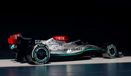 Mercedes presentó la nueva "Flecha de Plata"