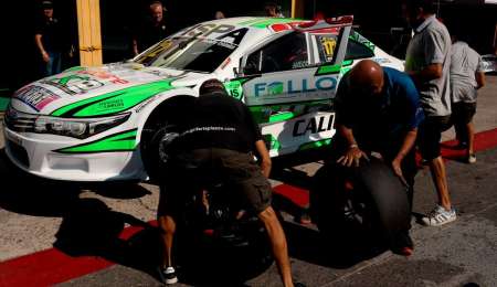 Debut y pole para Granja en el Series