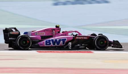Ocon lideró una tanda llena de incidentes