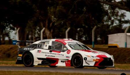 Azar es el nuevo puntero del campeonato