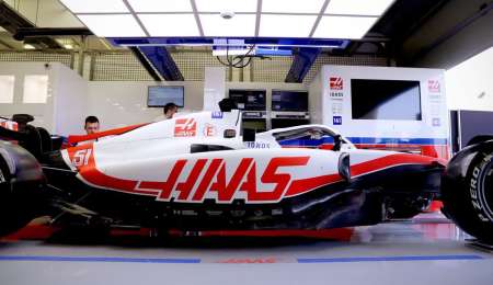 Ni Ferrari blanca, ni Mercedes rosa