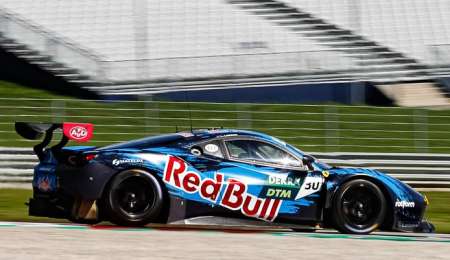 Loeb probó un DTM y una Ferrari