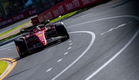Ferrari y Leclerc lideraron el viernes