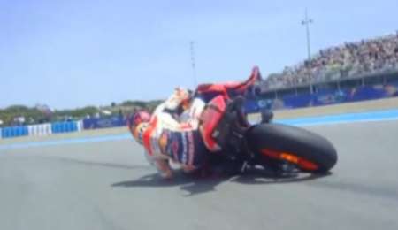 Increíble salvada de Márquez