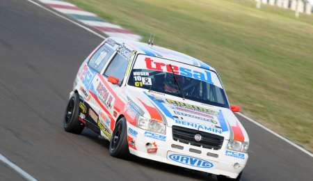 Huser, adelante en los entrenamientos