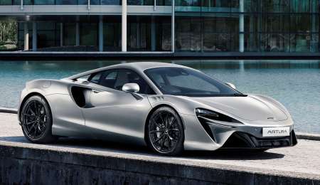 La Reina Elizabeth II tiene su McLaren personalizado