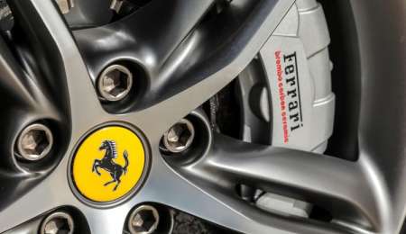 ¿Qué famosos son “compradores no gratos” en Ferrari?