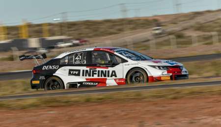 ¡Bautismo triunfal para Barrio en el TC2000!