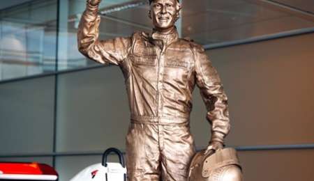 McLaren le rinde homenaje a Lauda