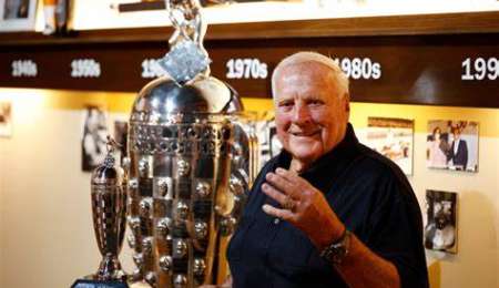 Indy 500: A.J.Foyt recibió su Baby Borg