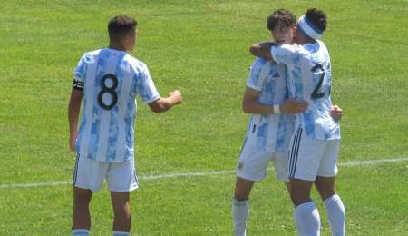 La Sub 20 de Argentina venció a Panamá y quedó a un paso de las semifinales