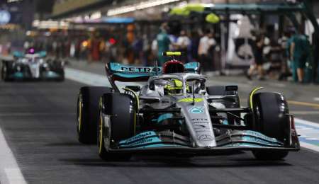 En Mercedes "los pilotos están desesperados"