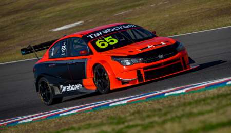 Un piloto extranjero con un pie en TC2000