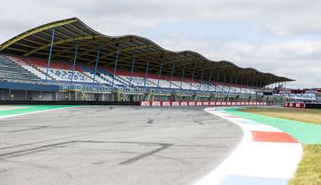 MotoGP: no soportó el dolor y se bajó de la carrera