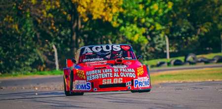 Video: se subió al Torino de TC de Di Palma y estalló en llanto