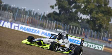 Fórmula Nacional: Pernía se defendió y ganó en Rafaela