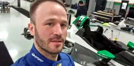 VIDEO: Canapino mostró el auto de IndyCar