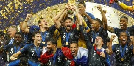 Francia comienza su defensa del título en el Mundial de Qatar