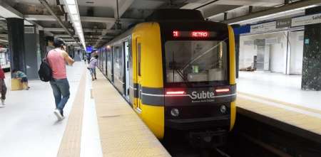 Siguen las protestas en la Ciudad: trabajadores del subte realizaron un paro en la Línea C