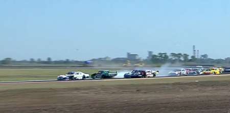 VIDEO: el despiste que puede costar un campeonato en San Nicolás