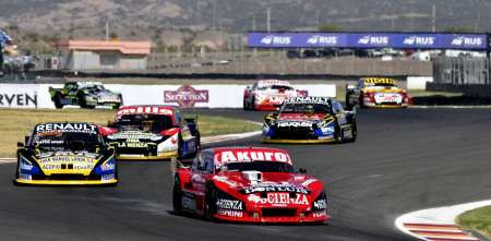 TC: un piloto y un jefe de equipo fueron citados por la CAF