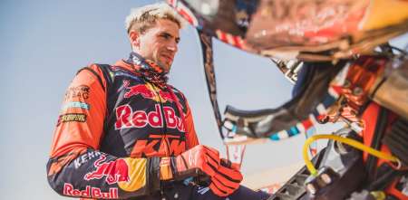 VIDEO: Kevin Benavides y su look albiceleste para el Dakar 2023