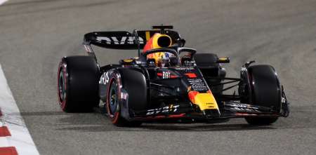 F1: Verstappen fue imbatible y se quedó con la pole en Bahréin