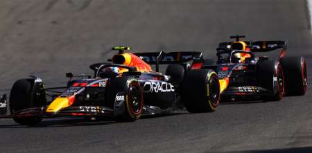 F1: Checo Pérez y Max Verstappen cruzaron los límites en el GP de Arabia Saudita