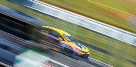 Stock Car: Camilo se quedó con la victoria y Rossi finalizó dentro del Top Ten en la 2da final en Goiânia