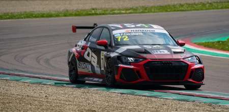 TCR Italiano: Girolami finalizó 4° en la clasificación en Imola