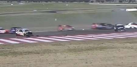 Turismo Pista: durísimo golpe en la largada de la final de la Clase 3