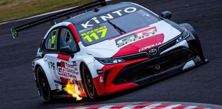 Stock Car: Rossi quedó al borde del top ten en la carrera dos