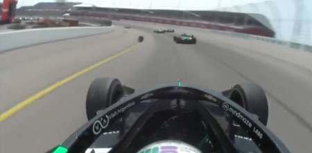 IndyCar: ¡Una locura! Canapino esquivó con lo justo el neumático suelto de su rival