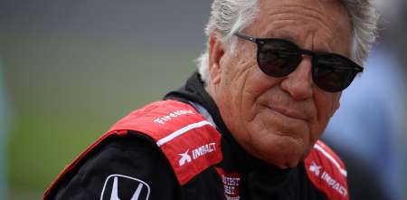 Mario Andretti decepcionado con Ferrari