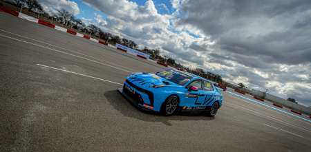 TCR en La Pedrera: Ehrlacher fue el gran dominador del viernes